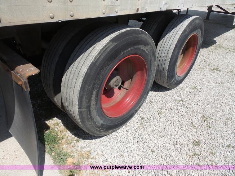 image for item BS9850 1999 Great Dane 741TP dry van trailer