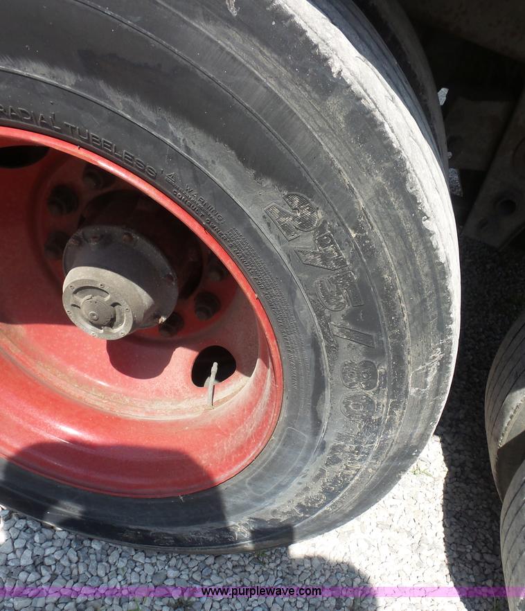 image for item BS9850 1999 Great Dane 741TP dry van trailer