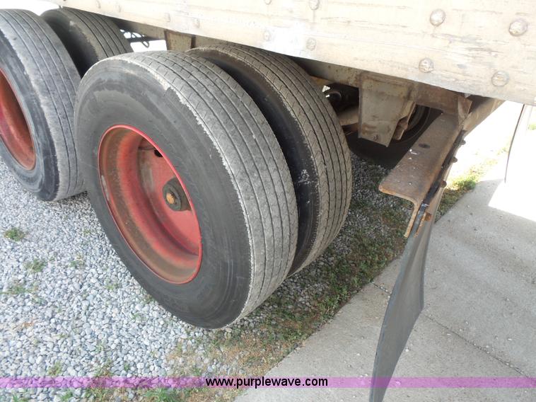 image for item BS9850 1999 Great Dane 741TP dry van trailer