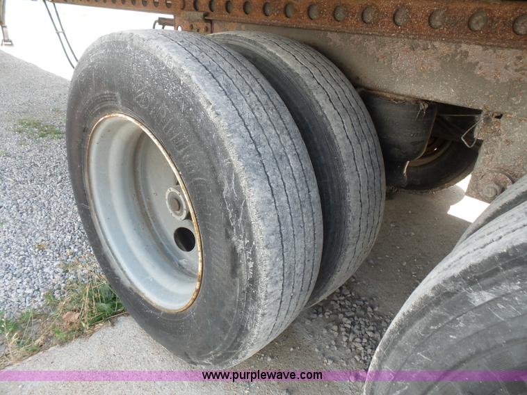 image for item BS9851 1995 Wabash dry van trailer