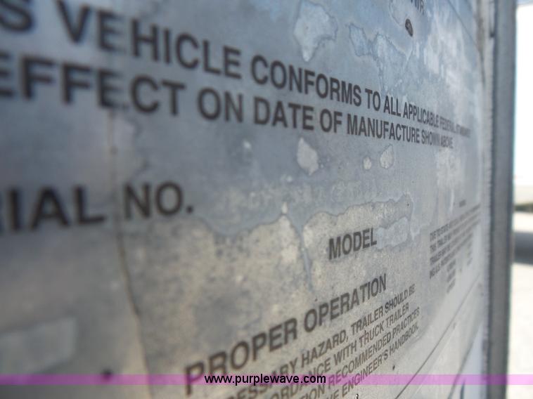 image for item BS9851 1995 Wabash dry van trailer