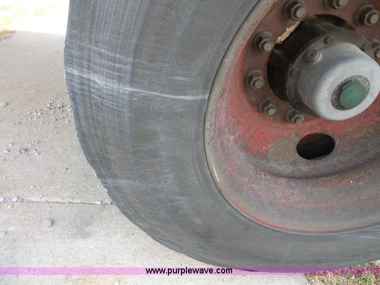 image for item BS9852 2003 Great Dane dry van trailer