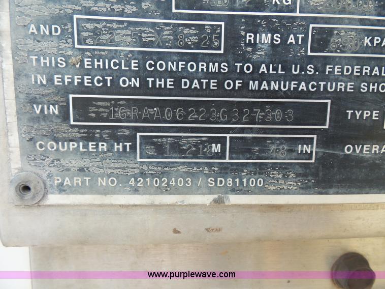 image for item BS9852 2003 Great Dane dry van trailer