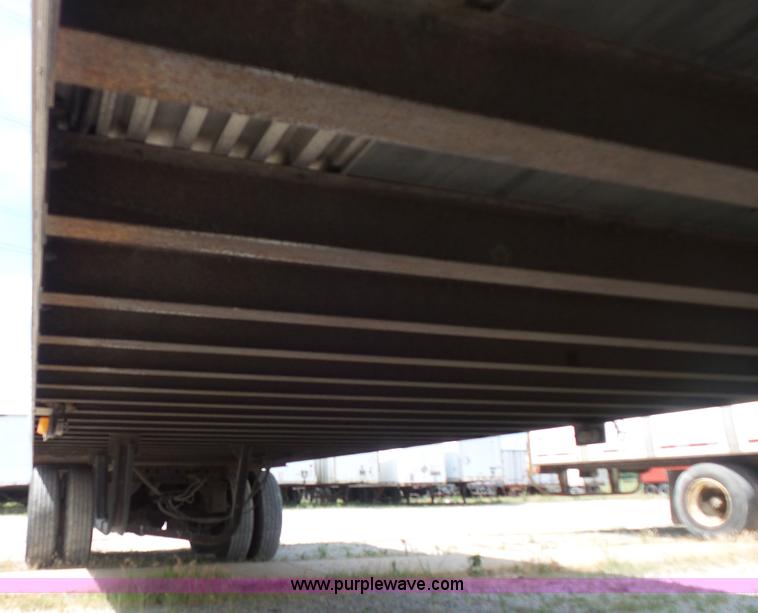 image for item BS9853 2001 Wabash dry van trailer