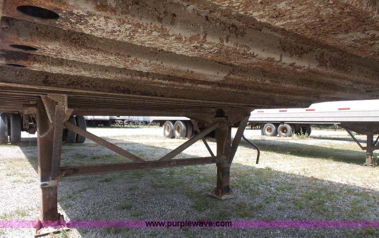 image for item BS9854 1994 Wabash dry van trailer