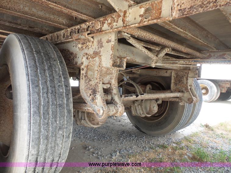 image for item BS9854 1994 Wabash dry van trailer