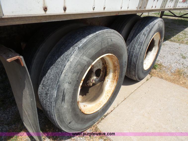 image for item BS9854 1994 Wabash dry van trailer