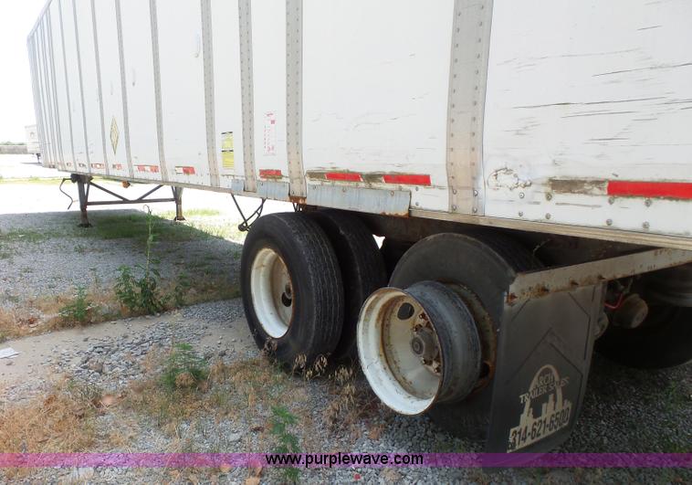 image for item BS9858 1996 dry van trailer