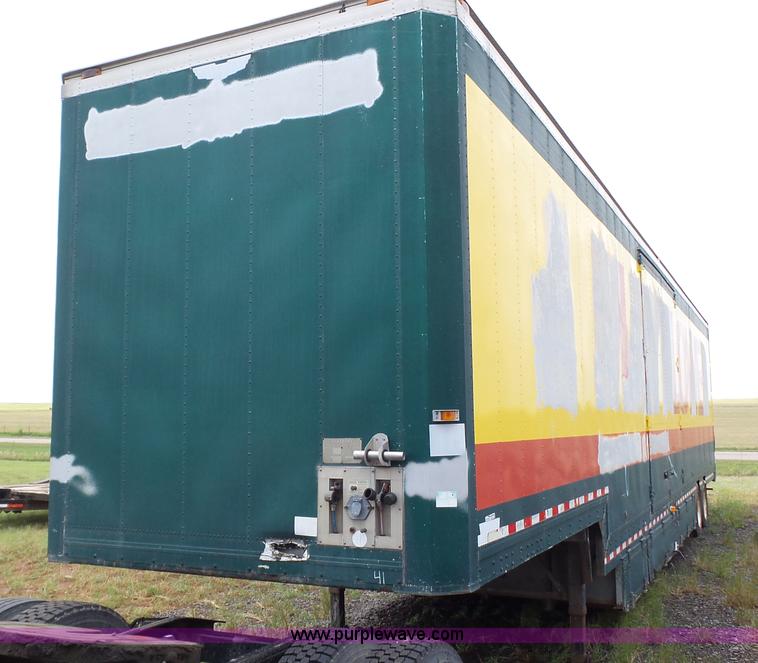 image for item BZ9153 1997 KMC M dry van trailer