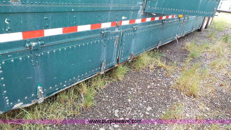 image for item BZ9153 1997 KMC M dry van trailer