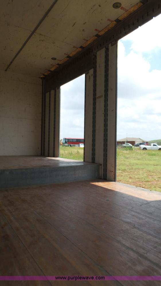 image for item BZ9153 1997 KMC M dry van trailer