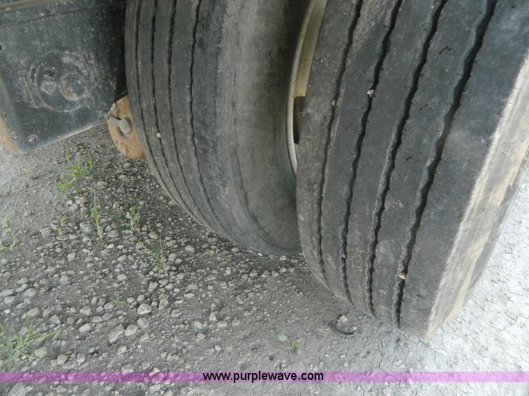 image for item J8879 2012 Transcraft DTL-2100 drop deck trailer