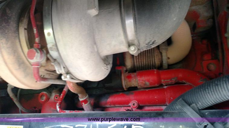 image for item K3237 2009 Peterbilt 386 semi truck