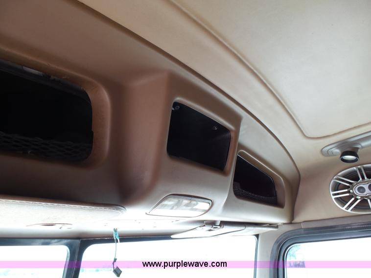 image for item K5386 2007 Peterbilt 386 semi truck