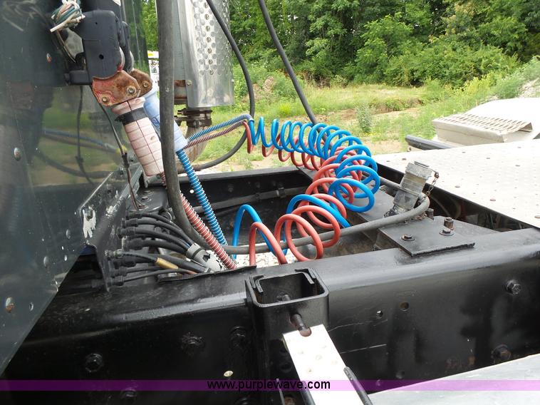 image for item L6177 1992 Kenworth T400 semi truck