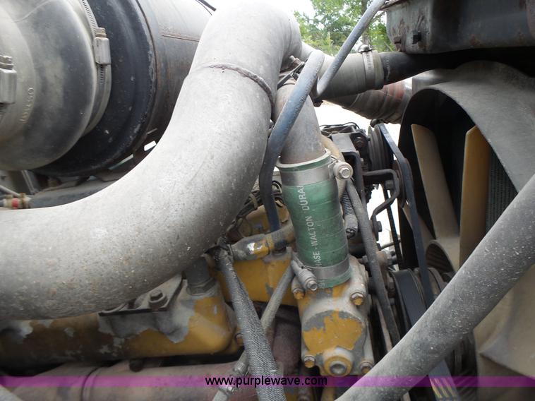 image for item L6177 1992 Kenworth T400 semi truck