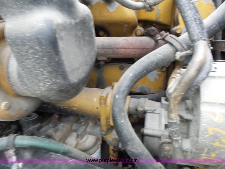 image for item L6177 1992 Kenworth T400 semi truck