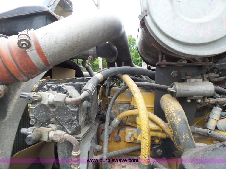 image for item L6177 1992 Kenworth T400 semi truck