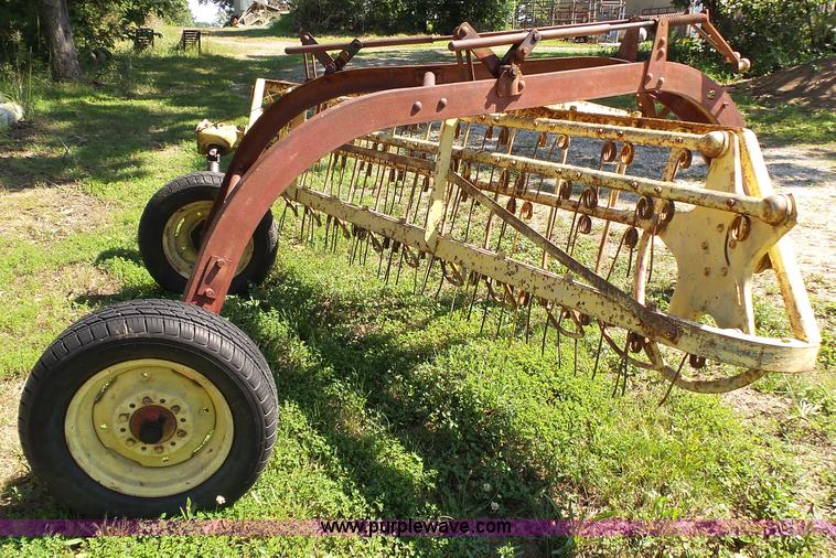 image for item BM9713 New Holland 55 hay rake