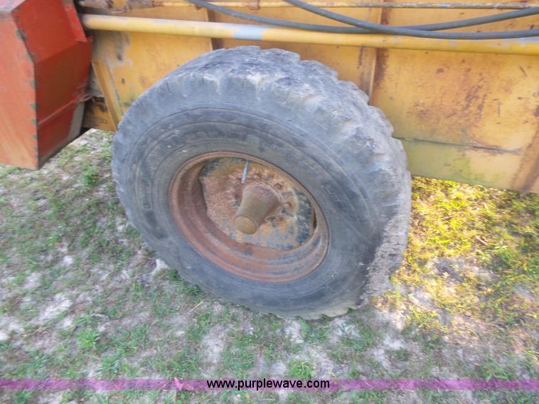 image for item BS9837 Knight manure spreader