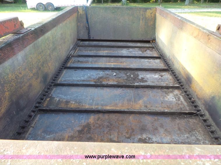 image for item BS9837 Knight manure spreader