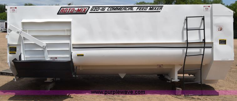 image for item CB9041 RotoMix 620-16 feed mixer