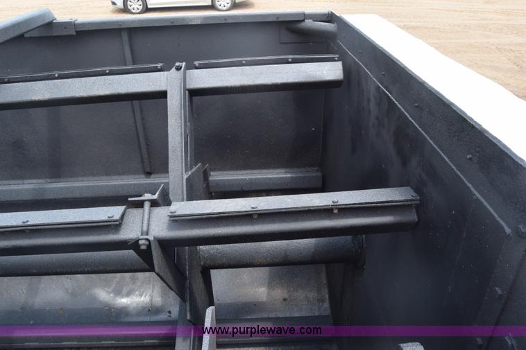 image for item CB9041 RotoMix 620-16 feed mixer