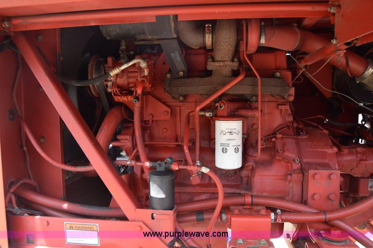 image for item CB9042 New Holland 2550 self-propelled windrower