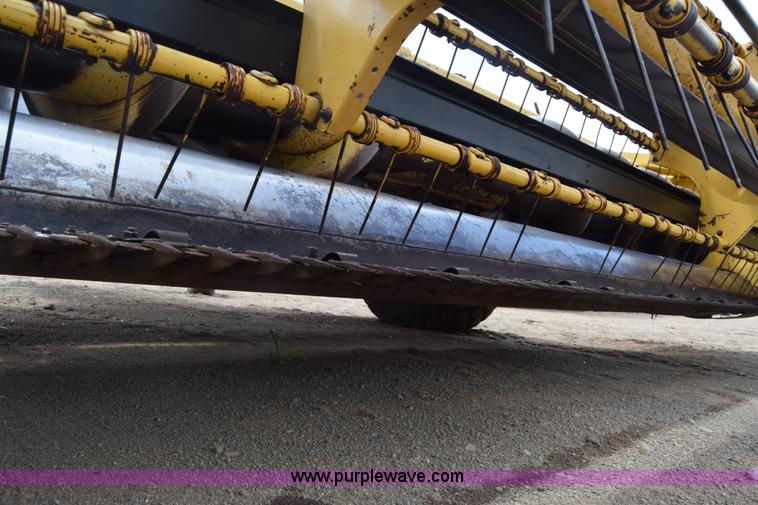 image for item CB9042 New Holland 2550 self-propelled windrower