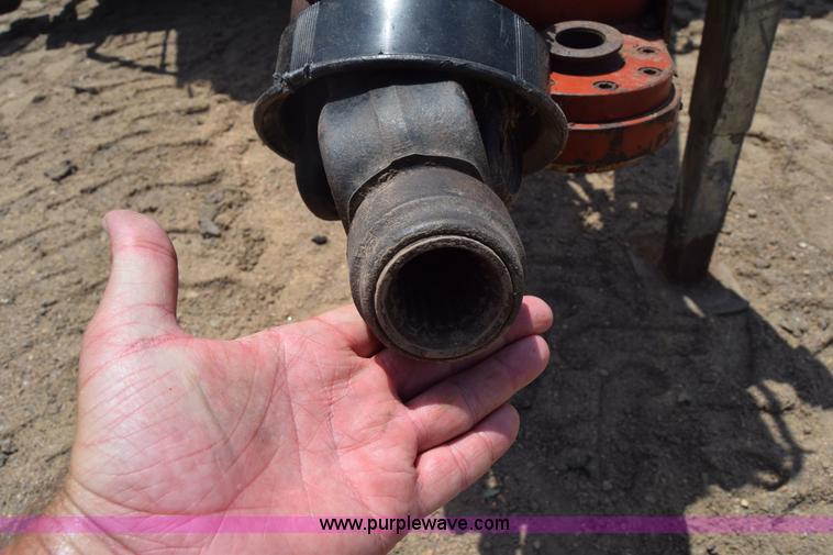 image for item CB9043 Hesston 4900 large square baler