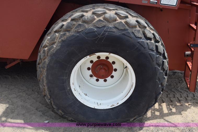 image for item CB9043 Hesston 4900 large square baler