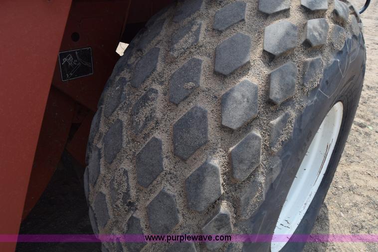 image for item CB9043 Hesston 4900 large square baler