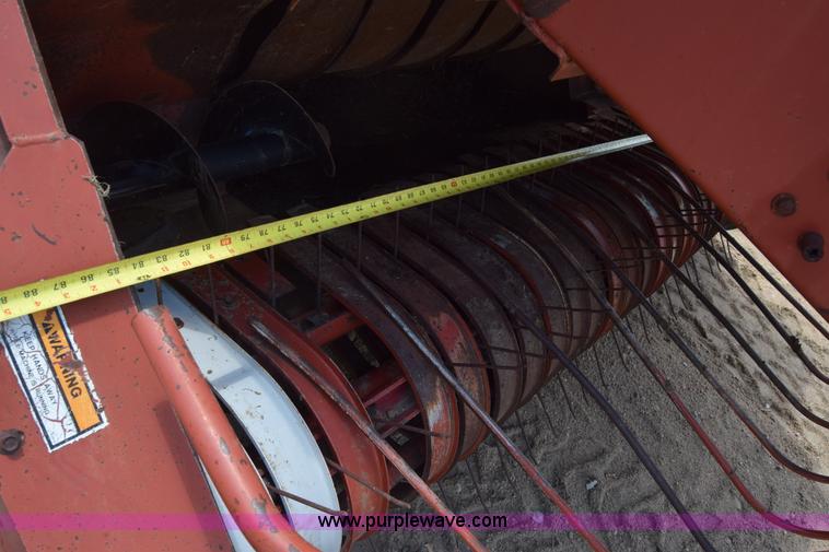 image for item CB9043 Hesston 4900 large square baler