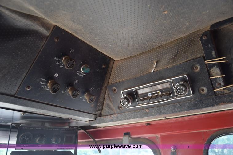 image for item CB9044 International 1480 Axial-Flow combine