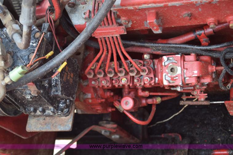 image for item CB9044 International 1480 Axial-Flow combine