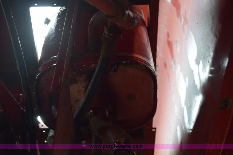 image for item CB9044 International 1480 Axial-Flow combine