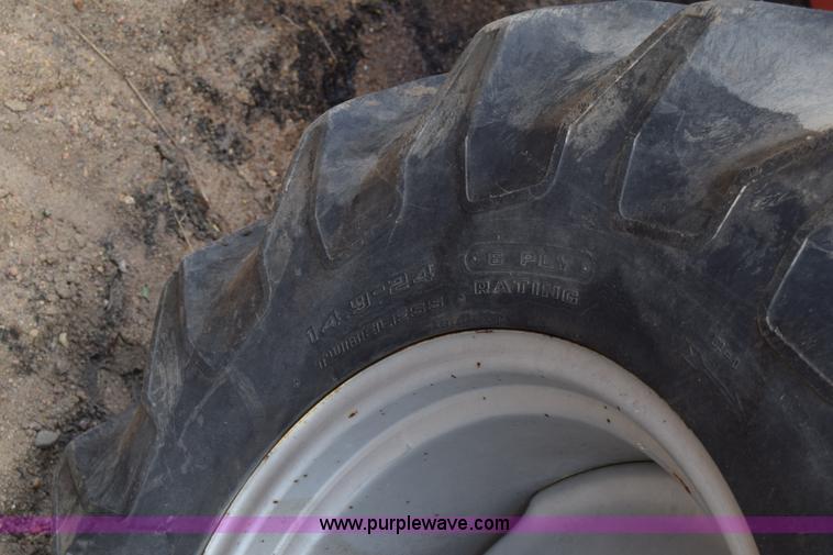 image for item CB9044 International 1480 Axial-Flow combine