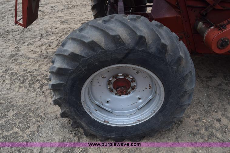 image for item CB9044 International 1480 Axial-Flow combine