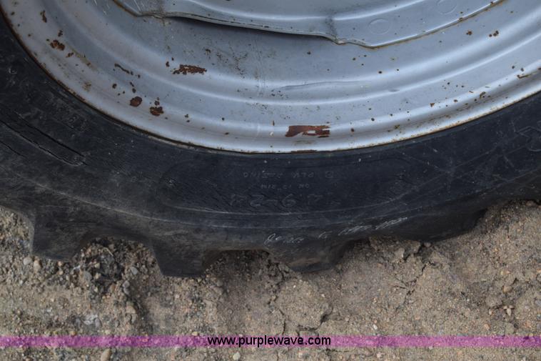 image for item CB9044 International 1480 Axial-Flow combine