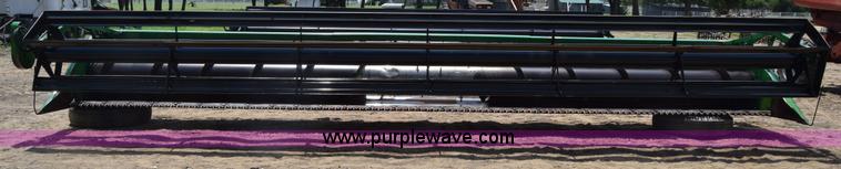 image for item CB9045 1991 John Deere 930  rigid head