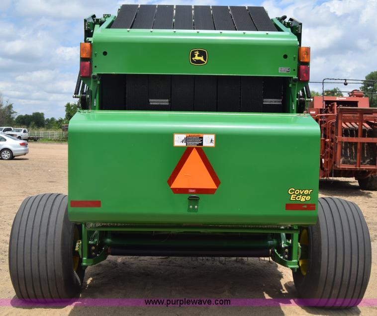 image for item CB9047 2013 John Deere 568 round baler