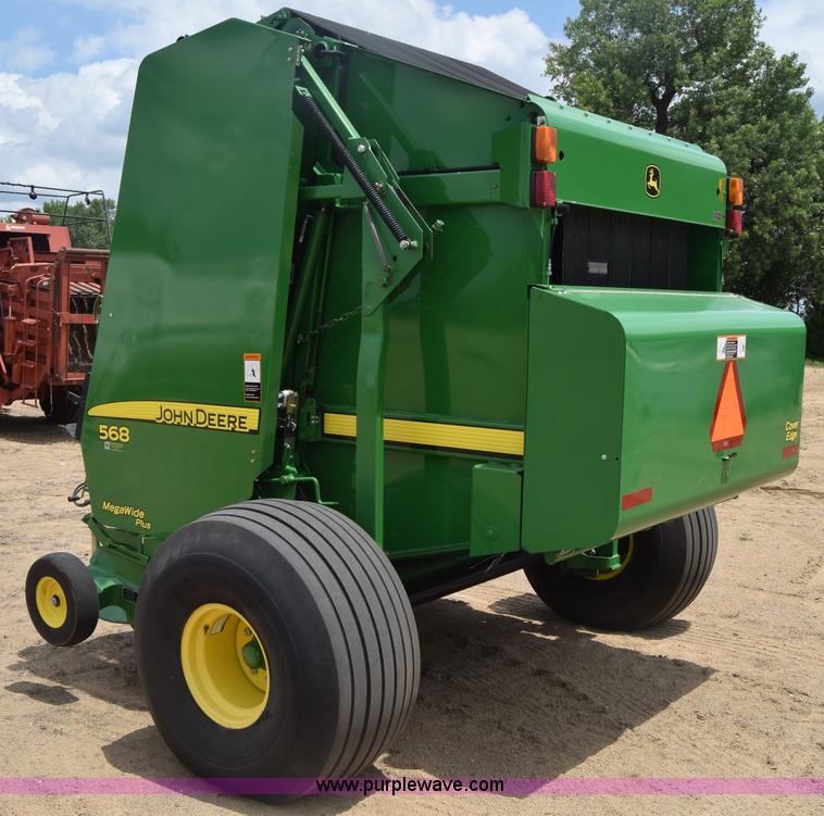 image for item CB9047 2013 John Deere 568 round baler
