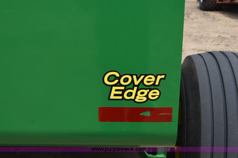 image for item CB9047 2013 John Deere 568 round baler