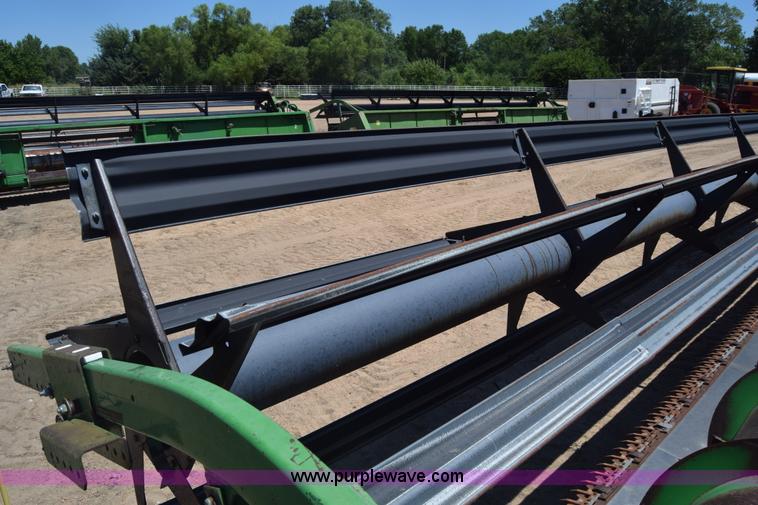 image for item CB9135 John Deere 930 rigid head