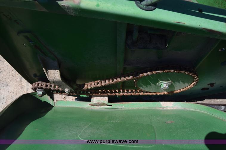 image for item CB9135 John Deere 930 rigid head