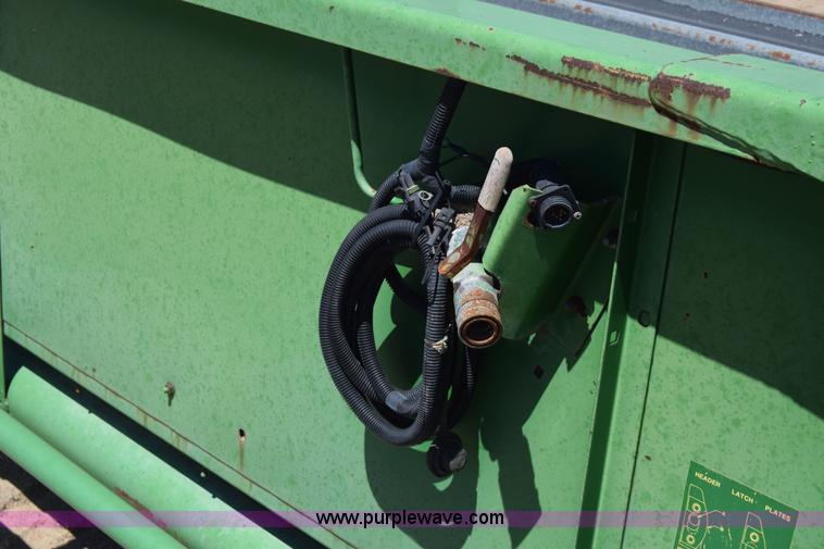 image for item CB9135 John Deere 930 rigid head