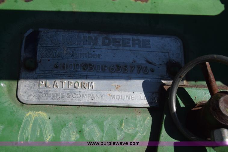 image for item CB9135 John Deere 930 rigid head