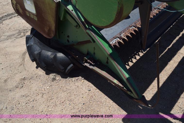 image for item CB9135 John Deere 930 rigid head