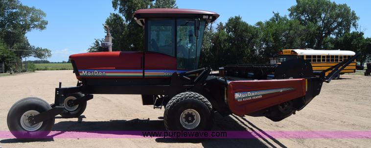 image for item CB9137 2001 MacDon 9350 Turbo windrower