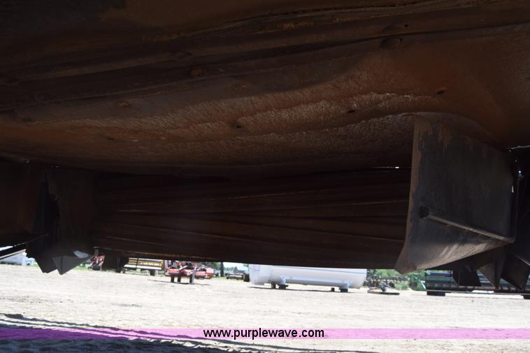 image for item CB9137 2001 MacDon 9350 Turbo windrower